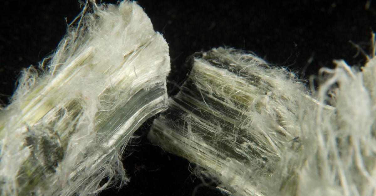 Amosite Asbestos Dangers and Health Risks