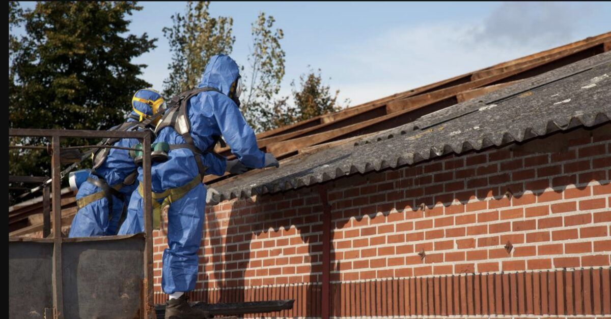 Asbestos removal workers still at risk like many other occupations related to asbestos inhalation risk